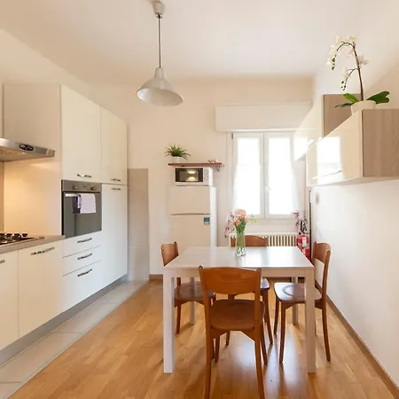 Housmart Risorgimento 9 Apartment Riale (Emilia-Romagna)